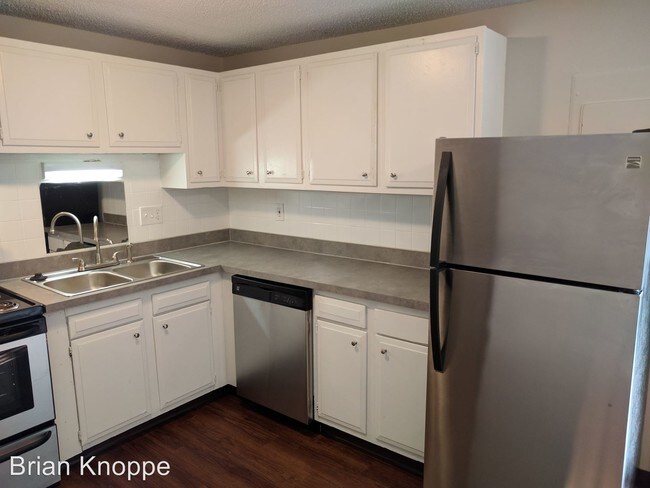 Foto del edificio - 7270 Broadwyn Dr