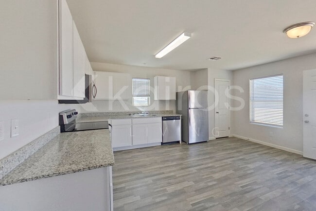 Building Photo - 3612 Koval Dr