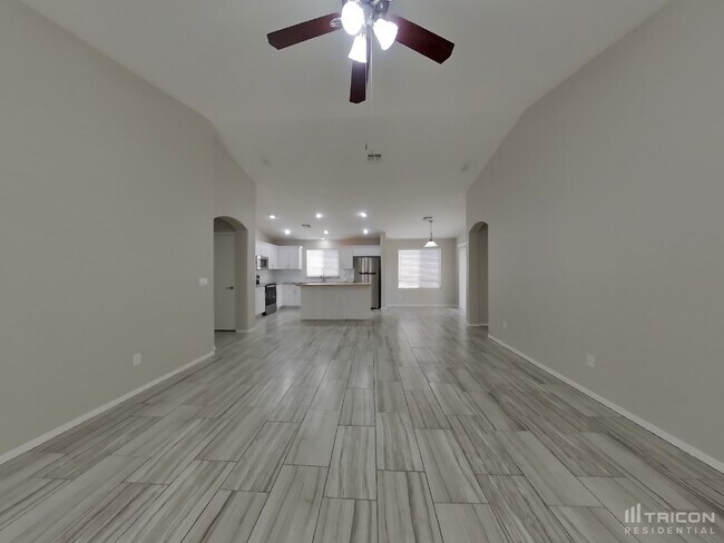 Foto del edificio - 2696 W Angel Way