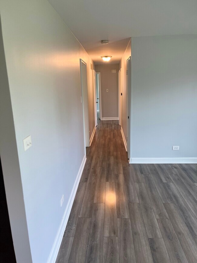 Foto del edificio - 115 E 13th St