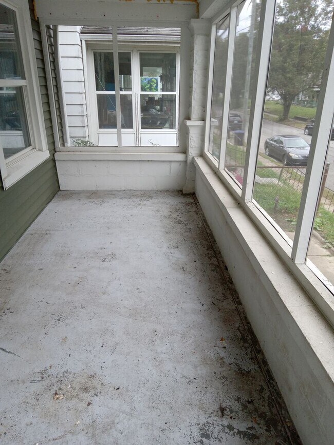 Foto del edificio - Now available! Super cute 2 br House