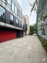 Building Photo - 2215 Professor Ave