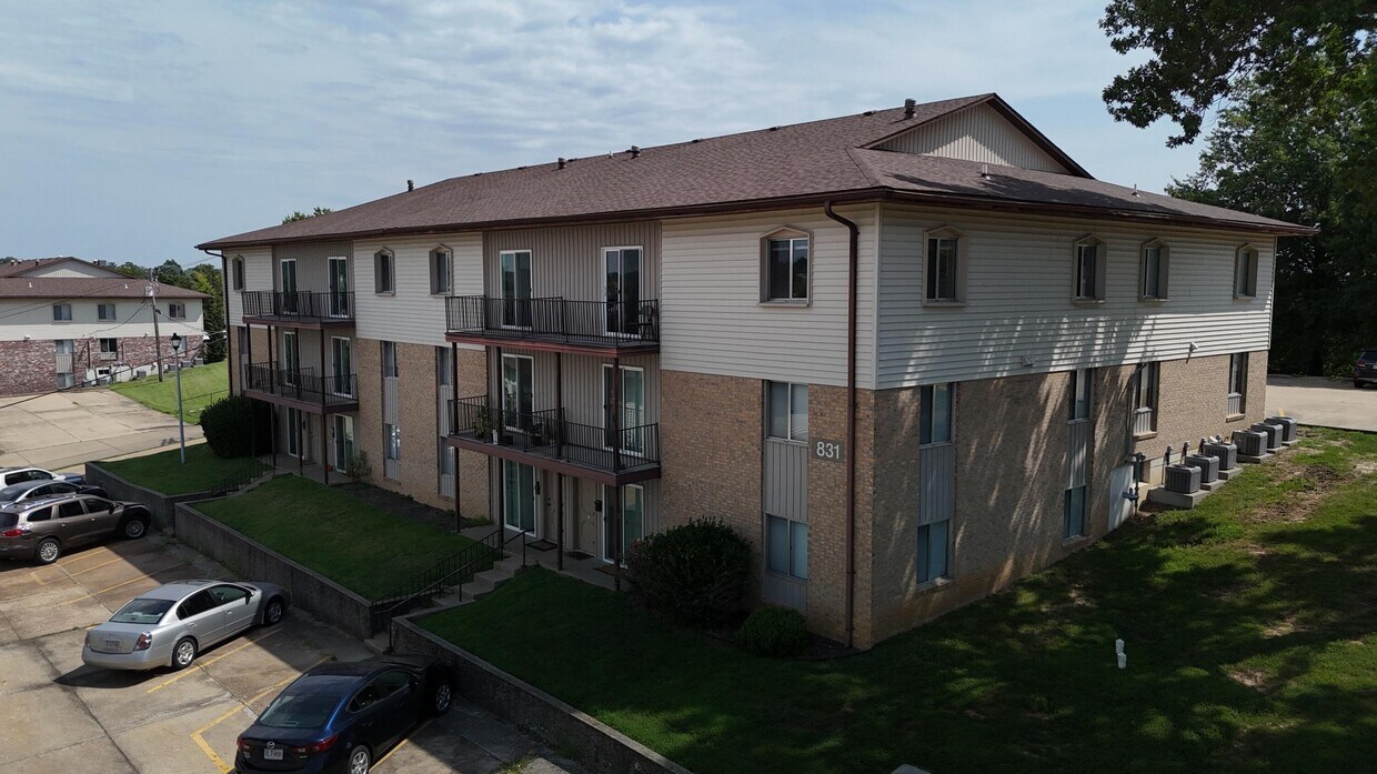 Foto del edificio - 831 Southwest Blvd