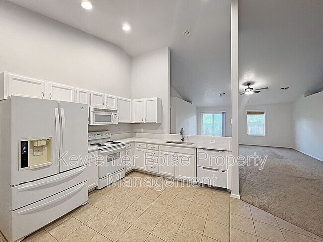 Foto del edificio - 12870 W Baldcypress Dr