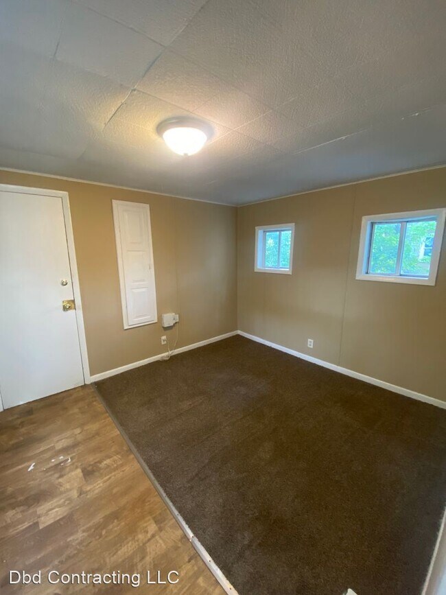 Building Photo - 3 br, 1 bath House - 4336 Spatz Ave