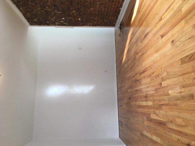 Building Photo - 335 East 94th Street