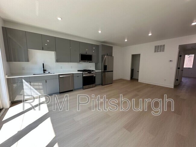 Foto del edificio - 1403 Sarah St