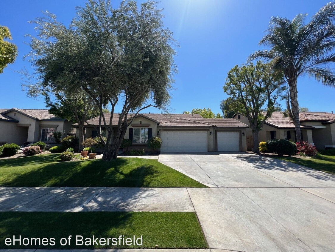 10503 Victoria Falls Ave, Bakersfield, CA 93312 House Rental in