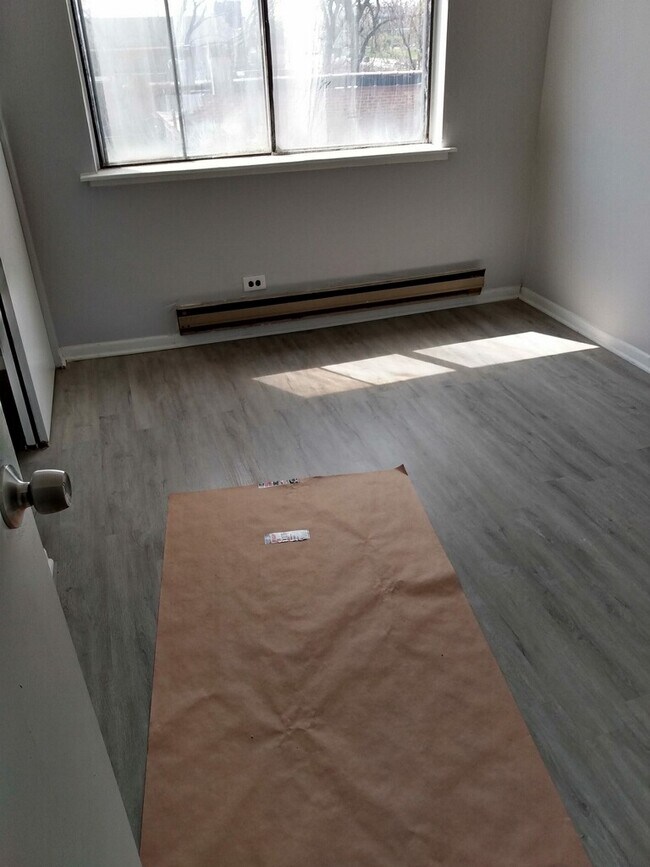 Bedroom - 8727 S State St