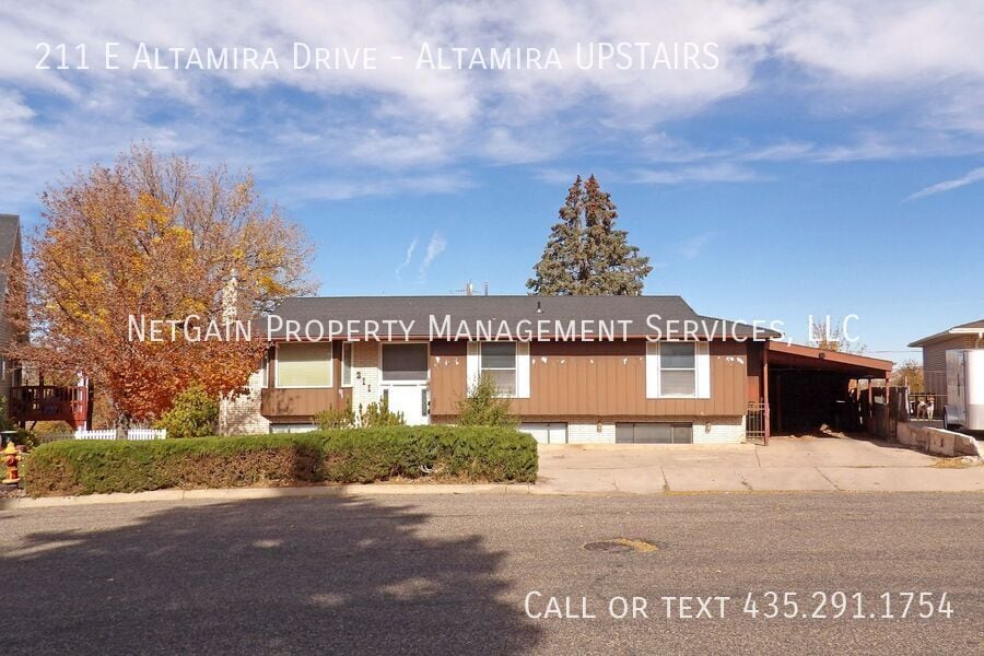Primary Photo - 211 E Altamira Dr