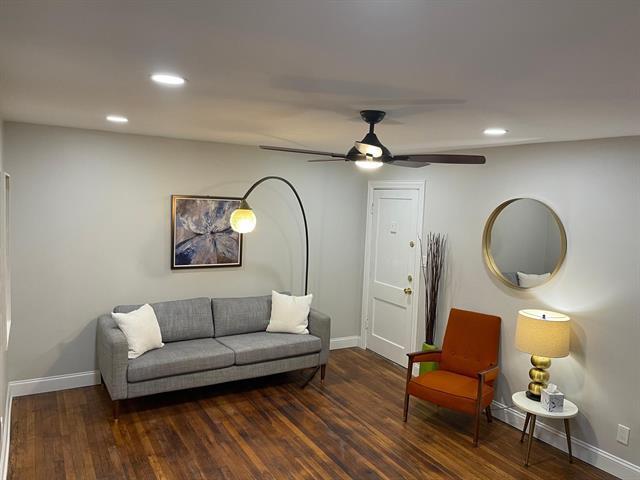 Building Photo - 641 Winston St