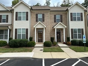 Building Photo - 56 Nandina Dr