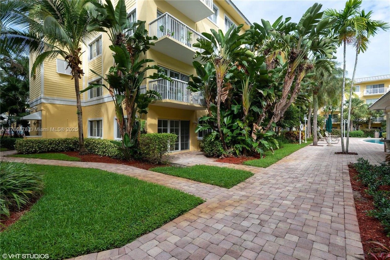 Foto principal - 1515 E Broward Blvd