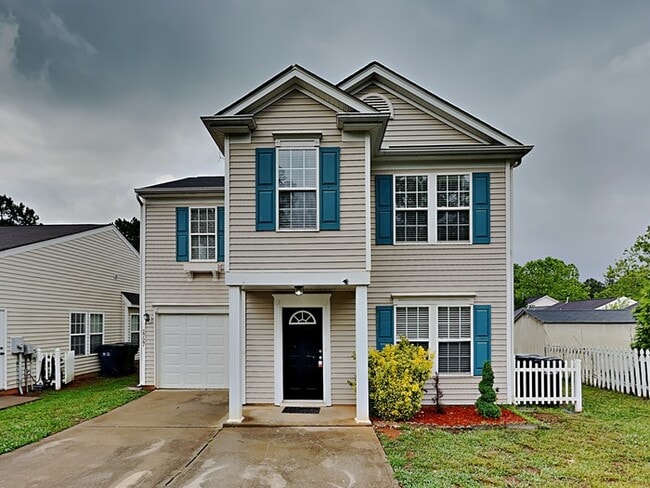 Building Photo - 2727 Oasis Ln