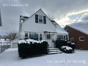 Building Photo - 8213 Ivandale Dr