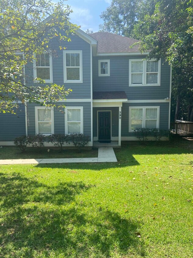 394 Prince St, Tallahassee, FL 32304 Room for Rent in Tallahassee, FL