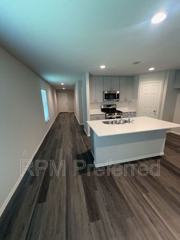 Building Photo - 2155 Twisted Cedar Ct