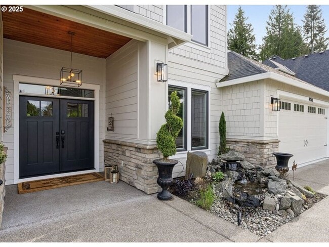 Building Photo - 9010 SW Inez St