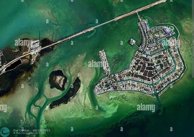 Foto del edificio - 300 Duck Key Dr