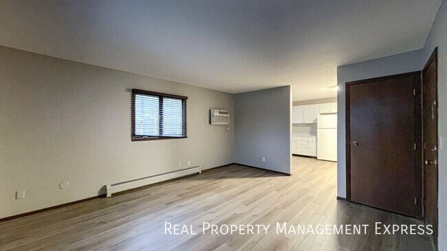 Foto del edificio - Spacious 1 Bedroom Apartment