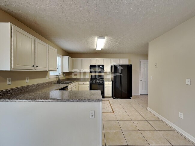 Foto del edificio - 550 Brook Hollow Dr
