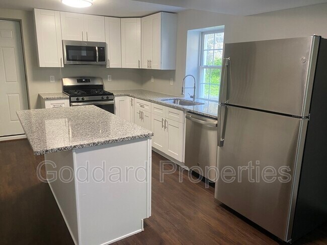 Building Photo - 2826 Nine Mile Cir