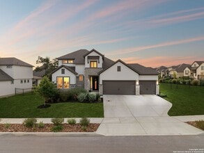 Building Photo - 462 Vamanos