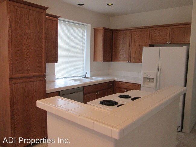 Building Photo - 16725 NW Shadow Hills Ln