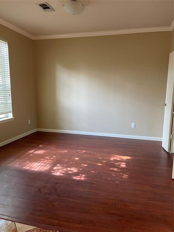 Building Photo - 8215 Ashlawn Dr