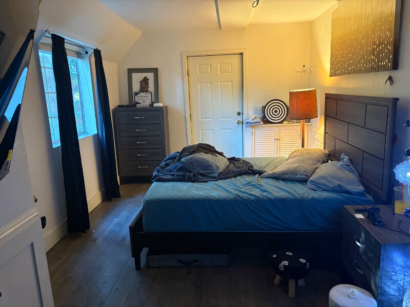 Foto principal - 1548 Le Flore Dr
