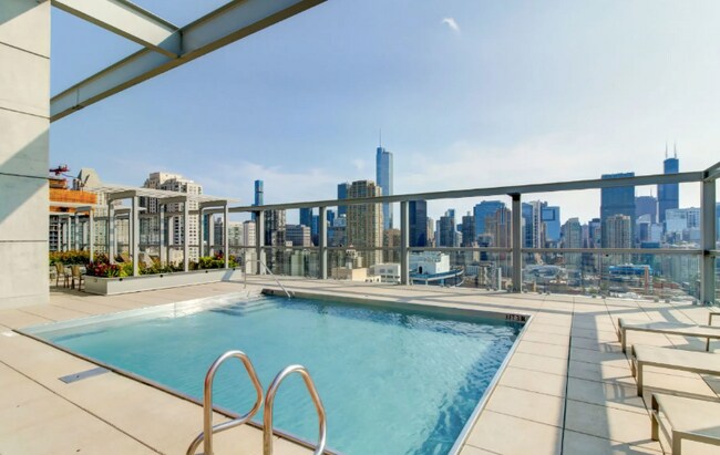 Foto del edificio - 750 N Wells St