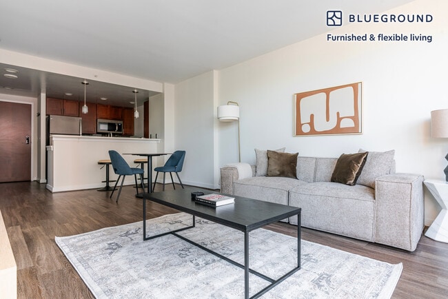 Foto del edificio - 3444 Fairfax Dr