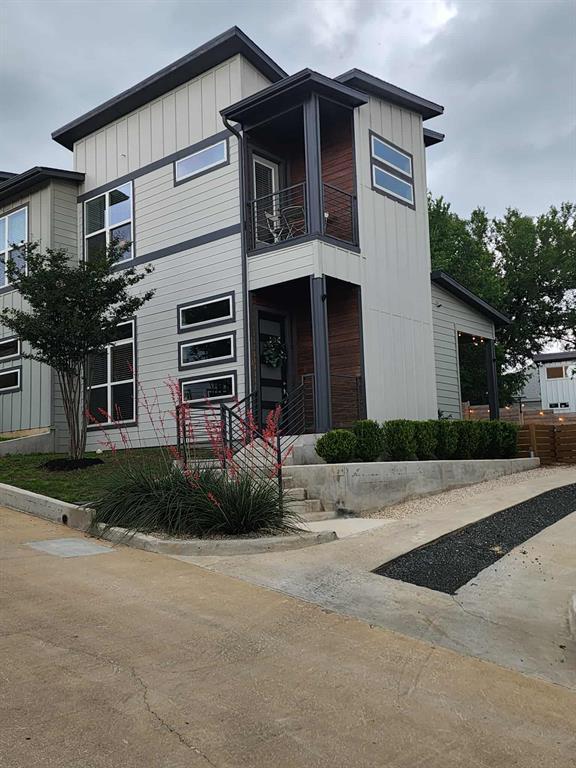 Foto principal - 1132 Lott Ave