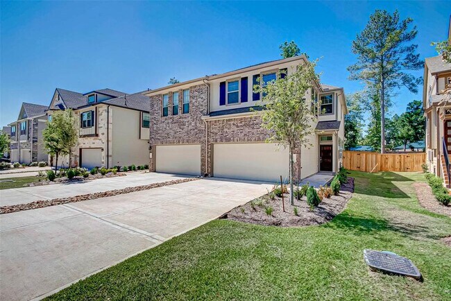 Foto del edificio - 363 Biltmore Loop