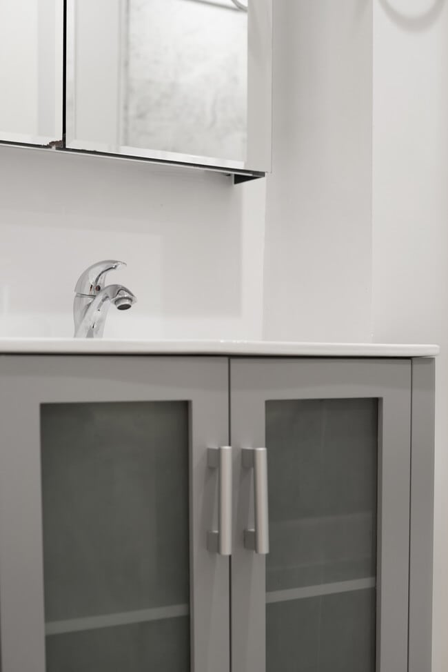 Building Photo - 1690 Grove St