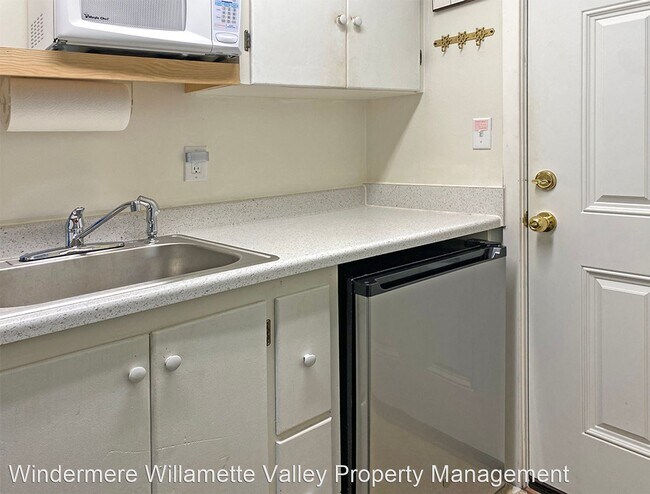 Building Photo - 1 br, 1 bath House - 445 NW 27th Street