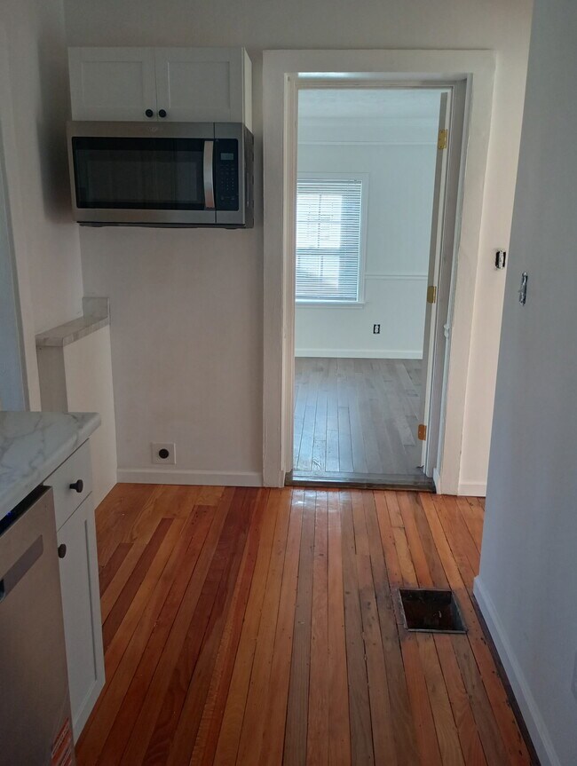 Foto del edificio - 108 E Chilhowie Ave