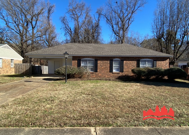 Building Photo - 4574 Whiteside St