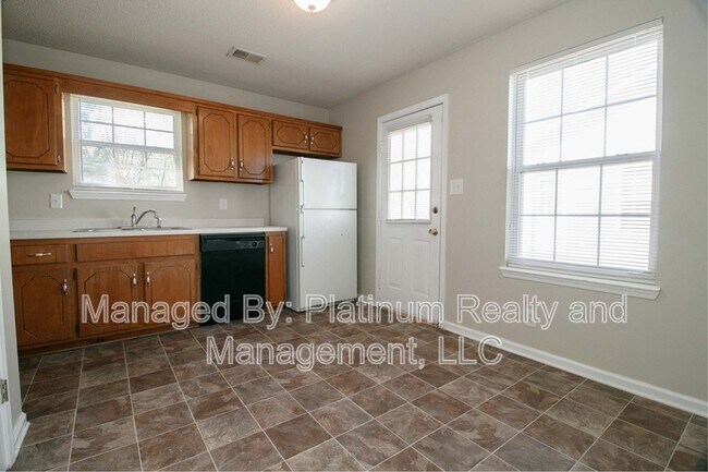 Foto del edificio - 1109 Keith Ave