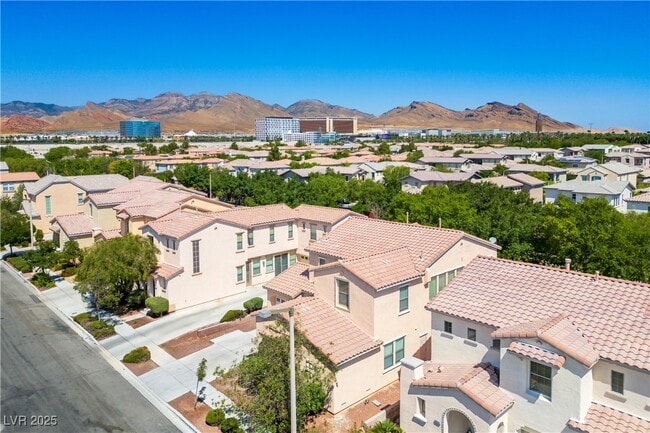 Foto del edificio - 10506 Calico Pines Ave