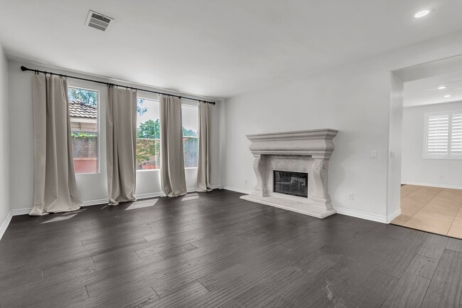 Photo - 13402 Jasper Loop (Corona, CA) House