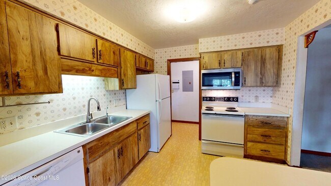 Foto del edificio - 9010 Wedgewood Pl
