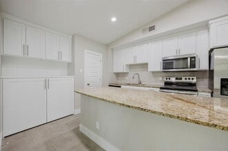 Building Photo - 3612 Hanover Ln