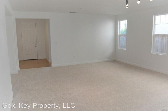 Building Photo - 4 br, 3 bath House - 30 Sequoia Grove Way