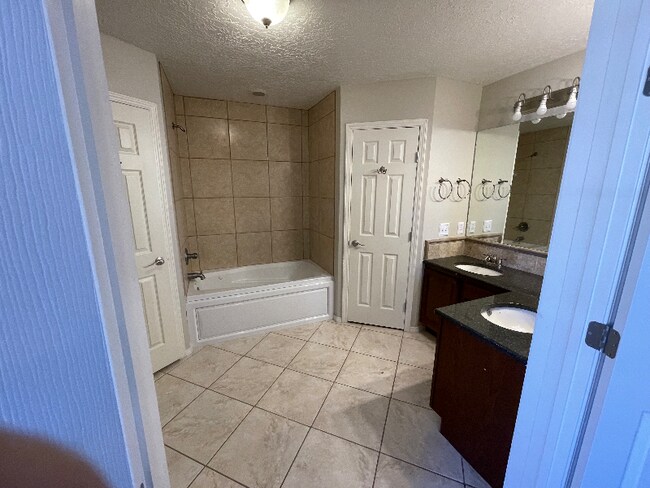 Foto del edificio - 2207 W Beech St