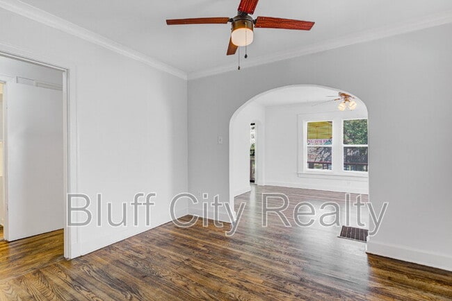 Building Photo - 3573 Spottswood Ave