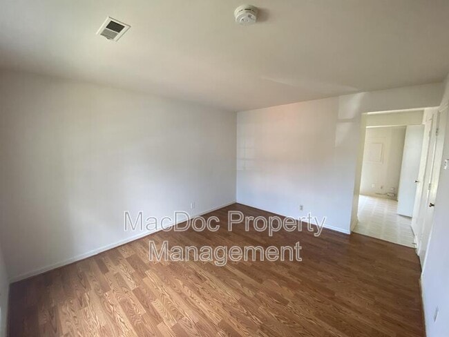 Foto del edificio - 509 Powhatan Ct