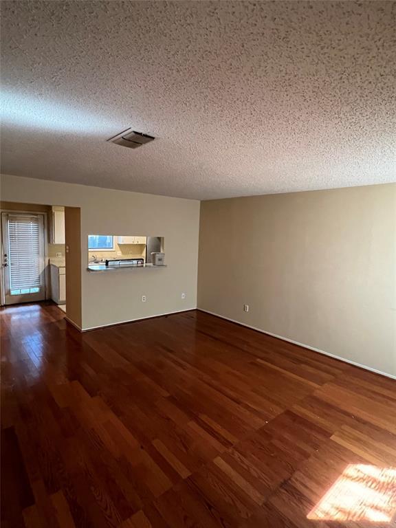 Foto del edificio - 810 Banister Ln