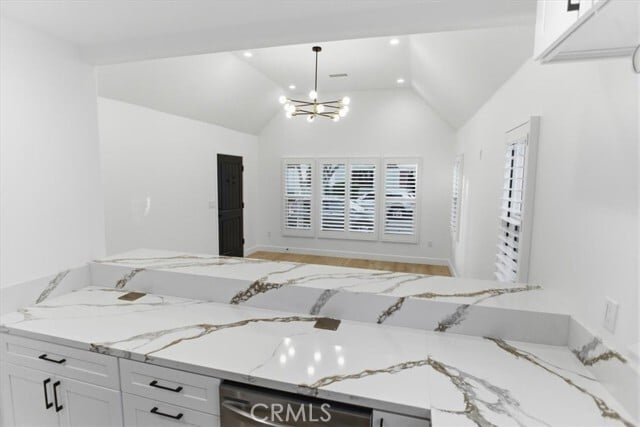 Building Photo - 902 Brier Ln