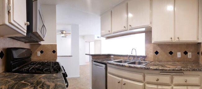 Foto del edificio - 11020 Hesby St